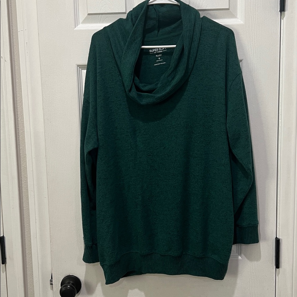 Torrid Deep Green Cowl Neck tunic Sweater plus size 0